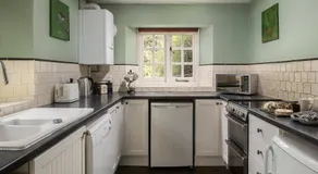 Wyck Cottage - Image 5