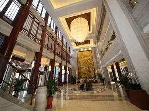 Donghai Junlan Hot Spring Hotel - Image 2