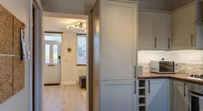 Cosy 2 bed home CHESTERFIELD - Image 4