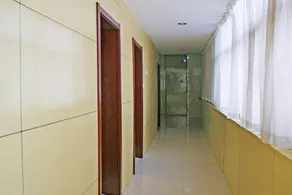 Huixian Hotel - Image 4