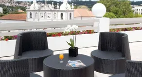 Cardal Hotel - Image 4