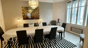 Luxury apartment Times Square district - Image 3