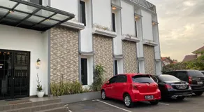 Flamboyan Residence Cipete - Image 4