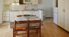 Apartment PINK in Starigrad Paklenica only 200 m from the sea - Image 4