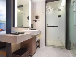 Huaxia Club - Image 2