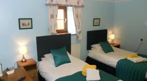 Stag Coach House - Image 2