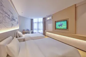 eLong Ruiyun Hotel (Ningbo Gymnasium Center Branch) - Image 2