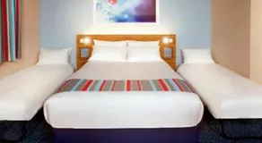 Travelodge Birmingham Yardley - Image 5
