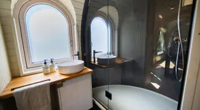 The Flat - Waresley Park Estate - Image 2