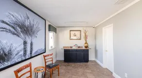 Super 8 by Wyndham Barstow - Image 3