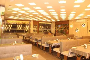 Hotel Empire - Image 4