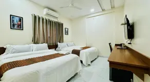 Hotel Sai Sneha - Image 2