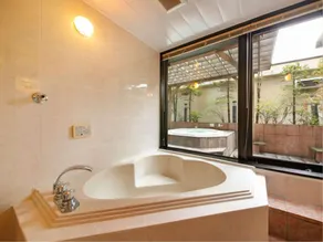 Hotel Annex - Image 3