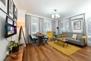 Modern Nostalgia House in Taksim Square - Image 3