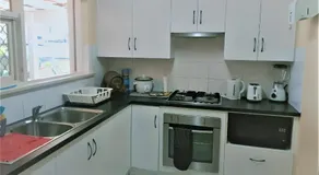 2BR house in West Lamington - Image 4