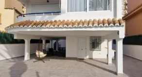Beachfront vila - Image 4