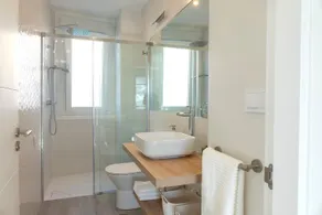 Apartamento premium con jardín en Samil, Vigo -CS. - Image 5