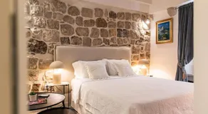 Old Town City Center Apartments  - Image 2