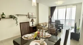 Luxe Living @Central Park - Image 4