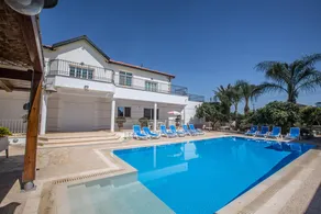 Din drømmeferie villa med privat pool i Paralimni mest eksklusive naboskab, Paralimni Villa 1219 - Image 3