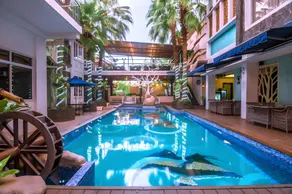 Oxville Hotel - Image 3