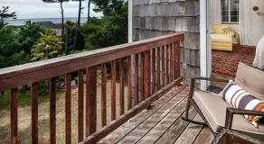 Fernglen Forested Beach Retreat - Image 4