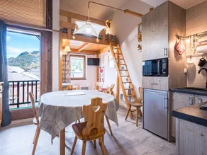 Cosy apartment in the mountains in Morillon - Image 3