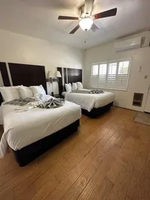 Cambria Palms Motel - Image 2