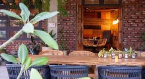 Heirloom Guesthouse - Image 3