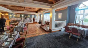 The Lanterns Hotel - Image 3