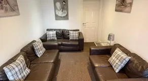 2 Laurel Court - Image 4