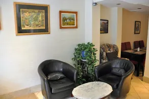 Hotel Bon Accueil - Image 3