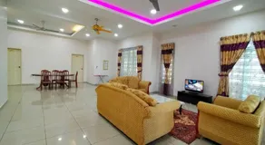 D' Anjung Inn - Image 2