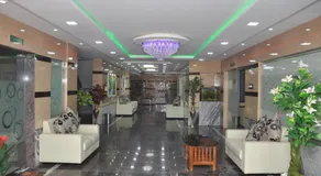 Hotel Green Palace - Image 5