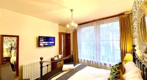 Elm Tree Lodge - Image 2