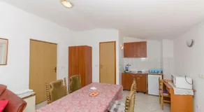 Apartments and Rooms Nike - Image 4