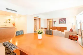 Golden Crown China Hotel - Image 5