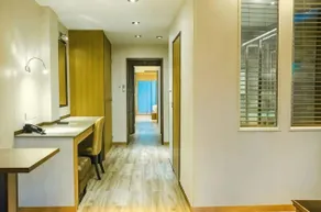 Bourbon St. Boutique Hotel - Image 4