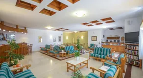Proteas Hotel & Suites - Image 4