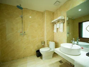 Huarong Apartment Hotel - Image 5