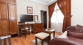 DOWNTOWN ROOMS - Image 2
