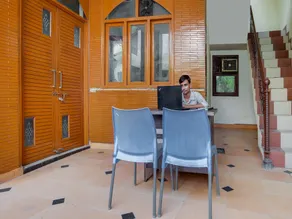 Flagship Corner Guest House - Image 2