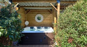 Arche de Lanoë jacuzzi - Image 3