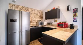Le Vieux Platane - Image 2