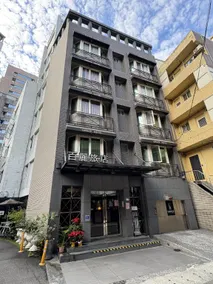 Grace Hotel - Image 3