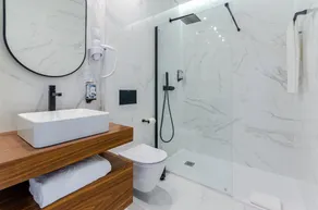 2M BOUTIQUE HOTEL - Image 5