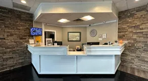 Whalers Inn and Suites - Image 5