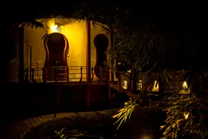 Eden Garden By Cliff Way - Image 3