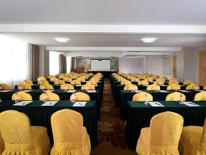 Vienna Hotel Henan Shangqiu Guide Middle Road Wanda Plaza - Image 3