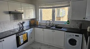 Snug - Colquhoun Square Apartment - Image 5